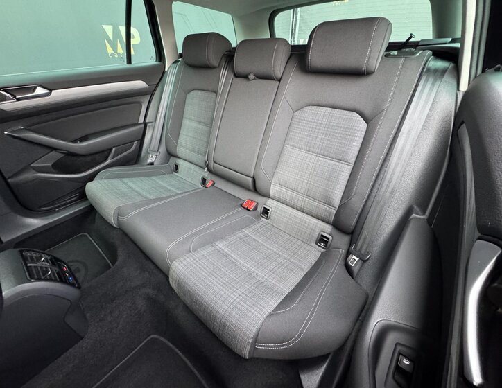 Volkswagen Passat Kombi 2,0 l 140 kw