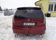 Mitsubishi Grandis Kombi 2,4 l 121 kw