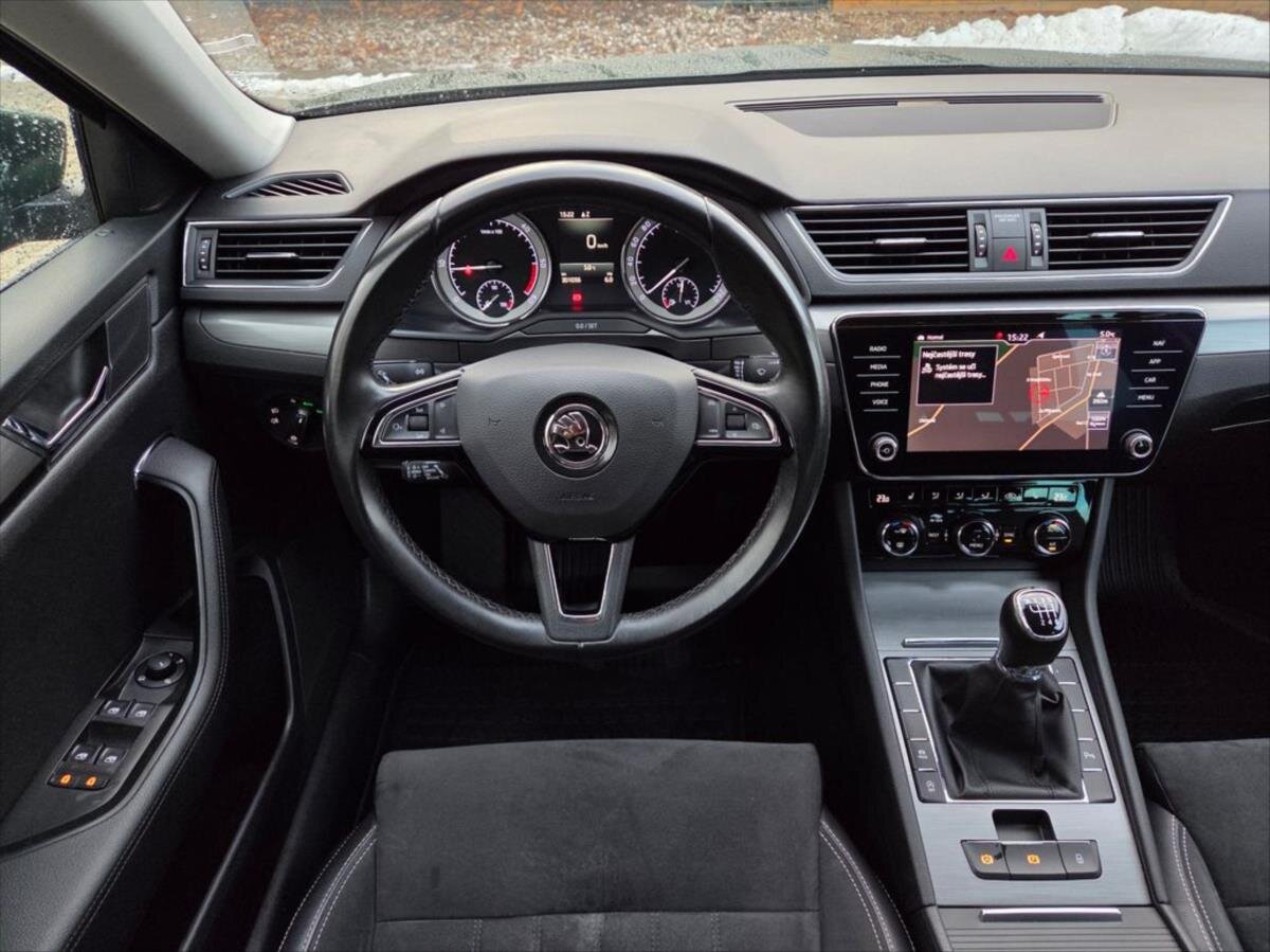 Škoda Superb Kombi 2,0 l 110 kw