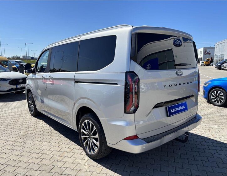 Ford Tourneo Custom Kombi 2,0 l 125 kw