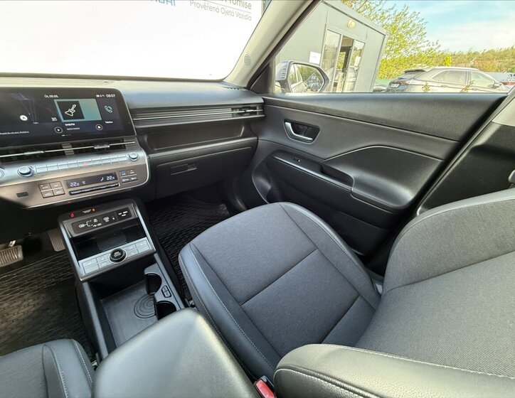 Hyundai Kona SUV / Terénní 1,6 l 101 kw