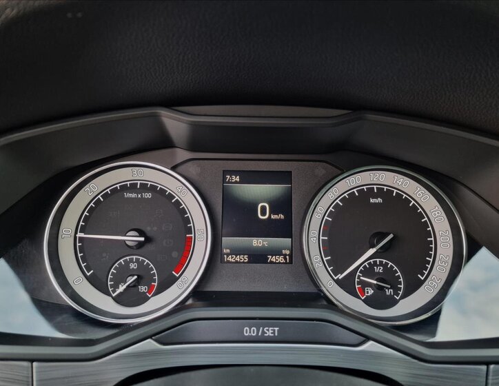 Škoda Superb Kombi 2,0 l 110 kw