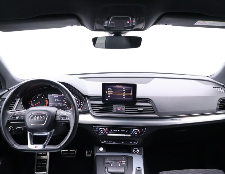 Audi Q5 SUV / Terénní 2,0 l 140 kw