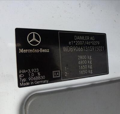 Mercedes-Benz Sprinter 19