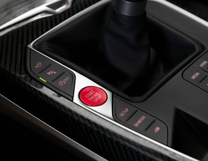 BMW M4 Kupé 3,0 l 353 kw