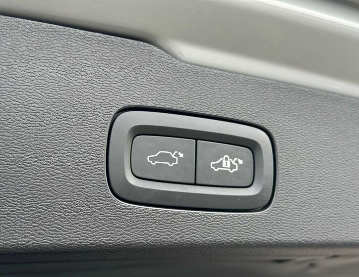 Volvo V60 Kombi 2,0 l 145 kw