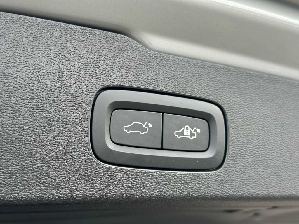 Volvo V60 Kombi 2,0 l 145 kw