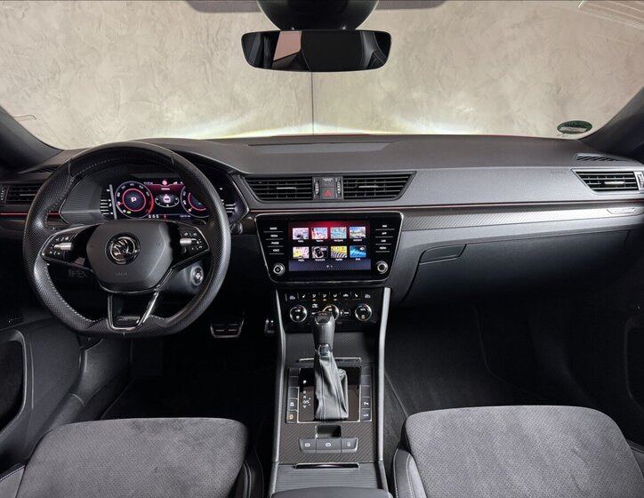 Škoda Superb Kombi 1,5 l 110 kw