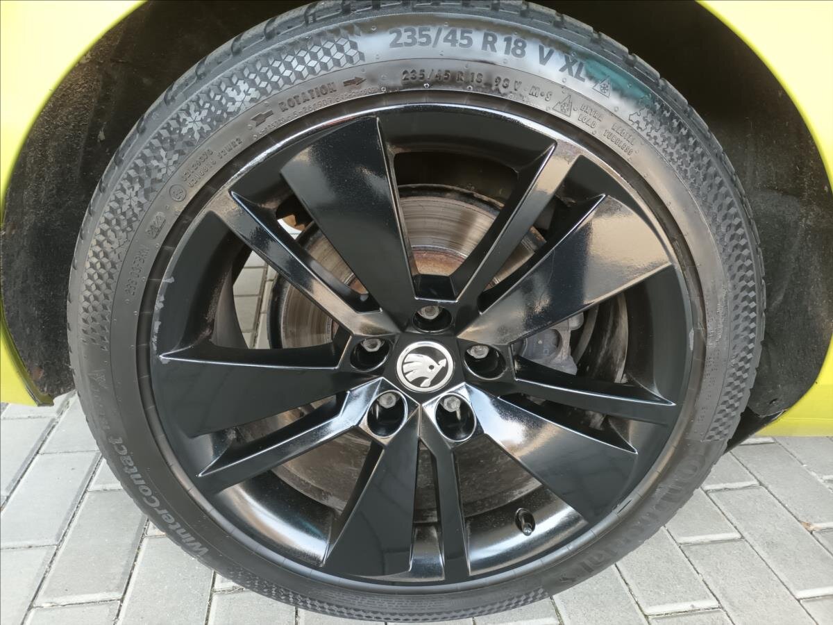 Škoda Superb Kombi 2,0 l 140 kw