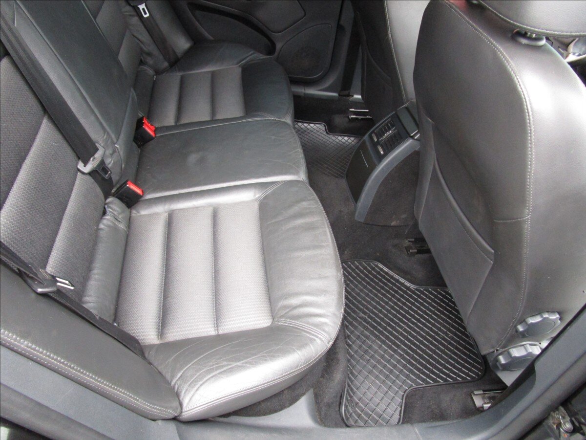 Škoda Octavia Kombi 2,0 l 103 kw