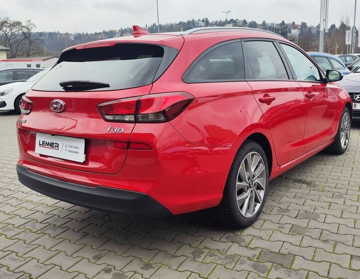 Hyundai i30 5