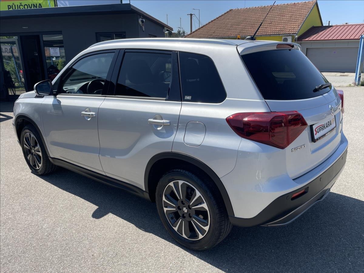 Suzuki Vitara SUV / Terénní 1,4 l 103 kw