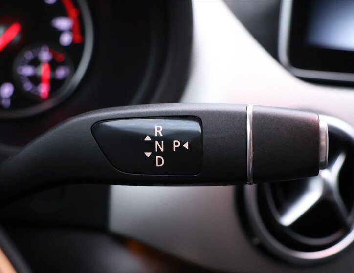 Mercedes-Benz Třídy B MPV 1,5 l 80 kw