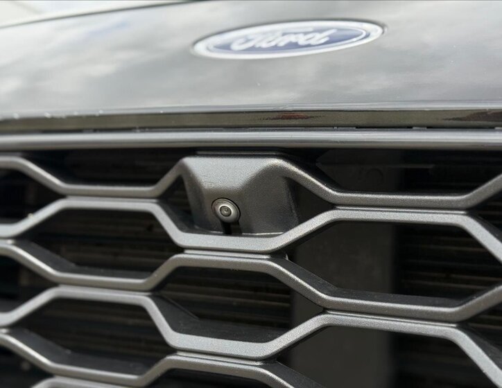 Ford Kuga SUV / Terénní 2,0 l 140 kw