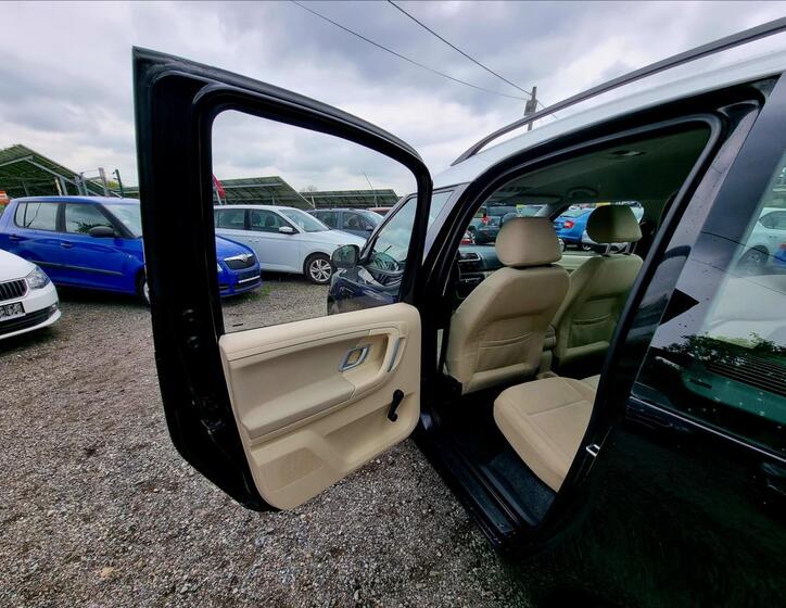 Škoda Roomster 11