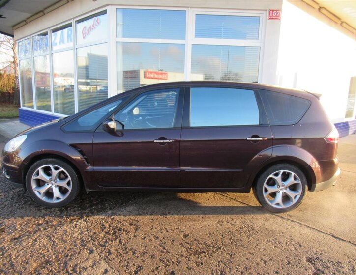 Ford S-MAX 8