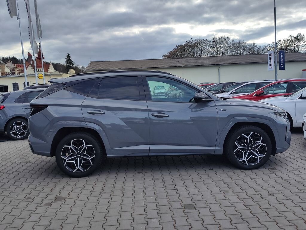 Hyundai Tucson SUV / Terénní 1,6 l 169 kw