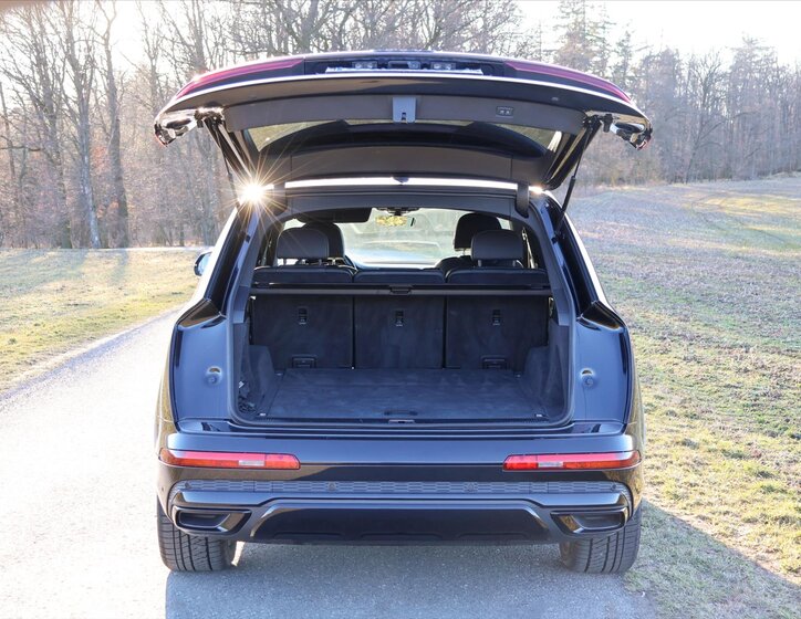 Audi Q7 SUV / Terénní 3,0 l 210 kw