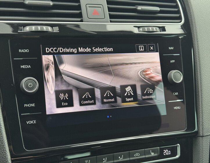 Volkswagen Golf Kombi 1,5 l 110 kw