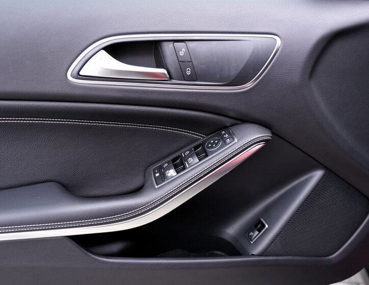 Mercedes-Benz GLA 16