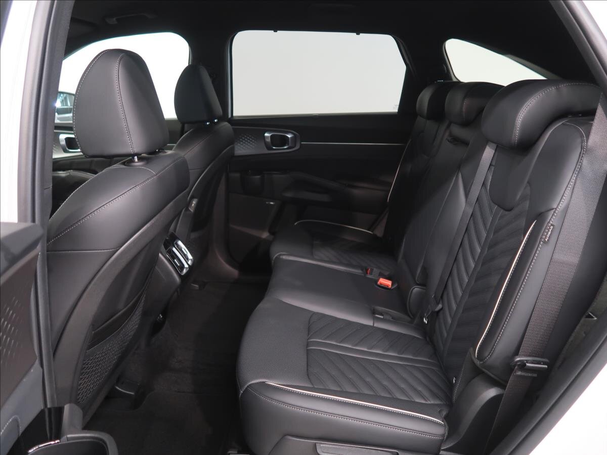KIA Sorento SUV / Terénní 2,2 l 142 kw