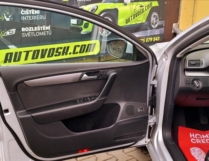 Volkswagen Passat Kombi 1,4 l 90 kw