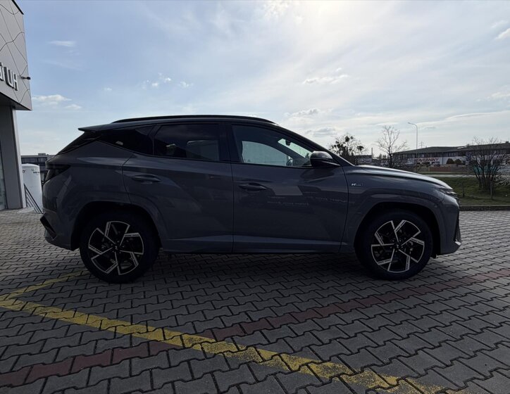 Hyundai Tucson SUV / Terénní 1,6 l 110 kw