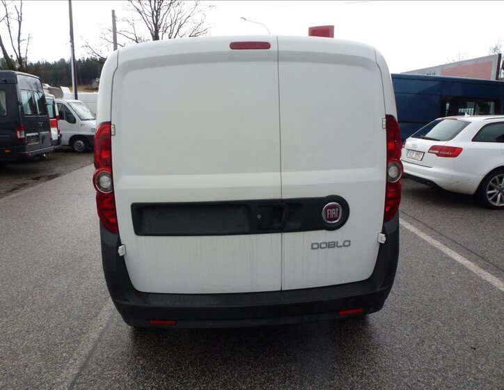 Fiat Dobló 9