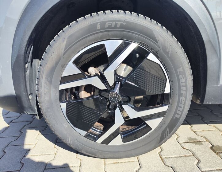 Peugeot 2008 Hatchback 1,2 l 74 kw