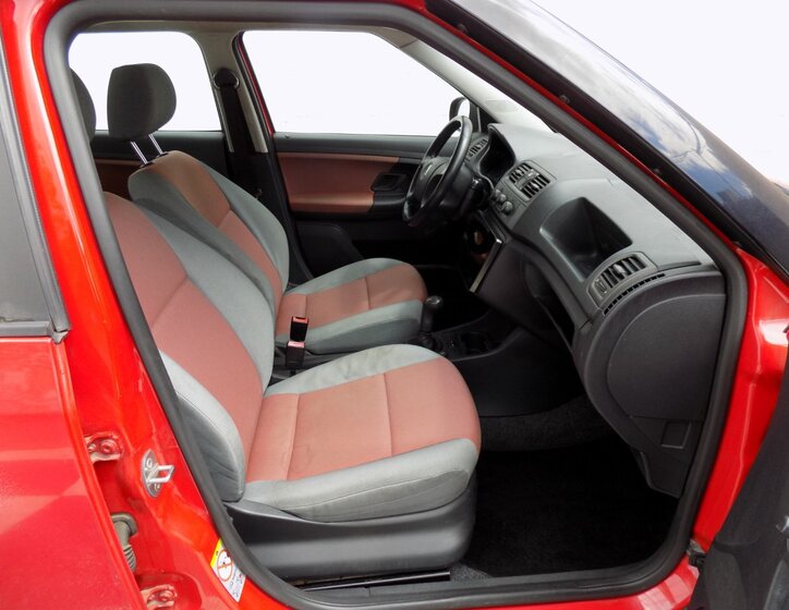 Škoda Fabia Hatchback 1,2 l 44 kw