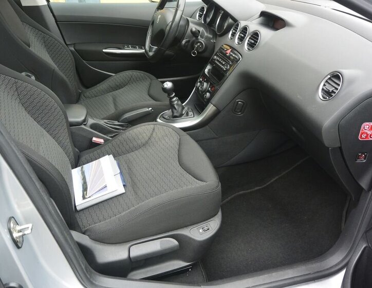 Peugeot 308 Kombi 2,0 l 110 kw