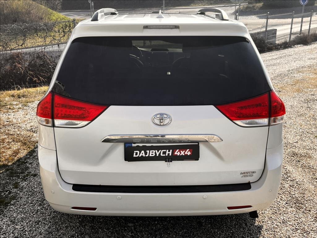 Toyota Sienna MPV 3,5 l 198 kw