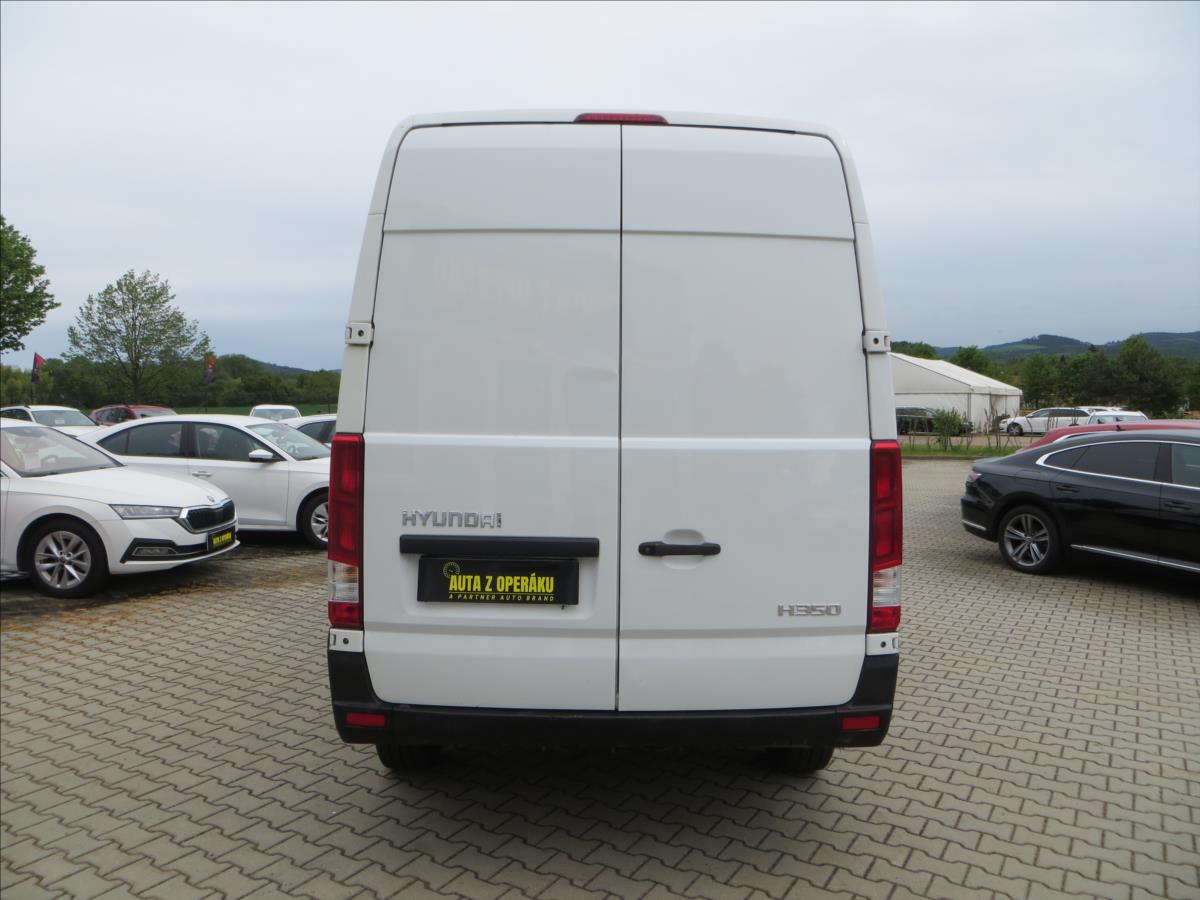 Hyundai H 350