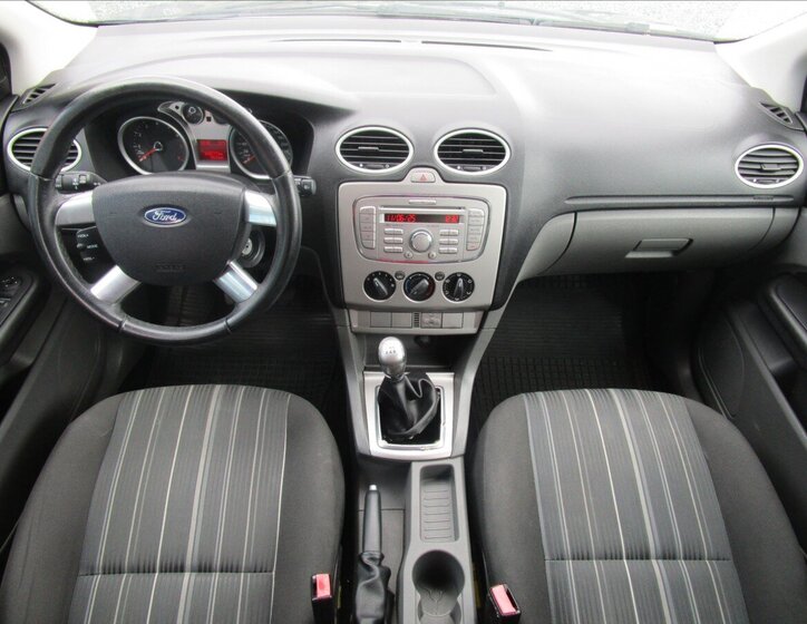 Ford Focus 7