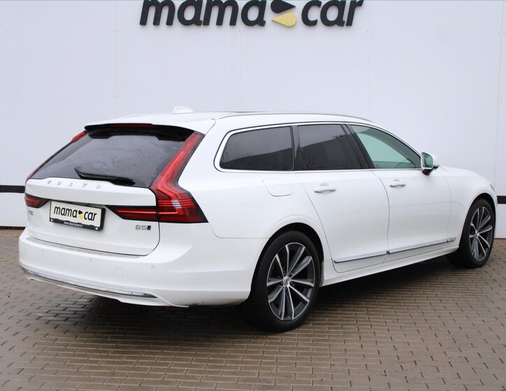 Volvo V90 Kombi 2,0 l 173 kw