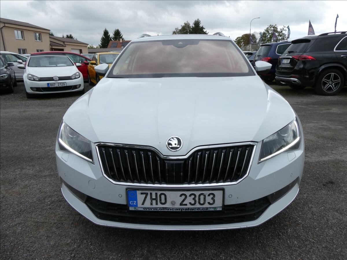 Škoda Superb