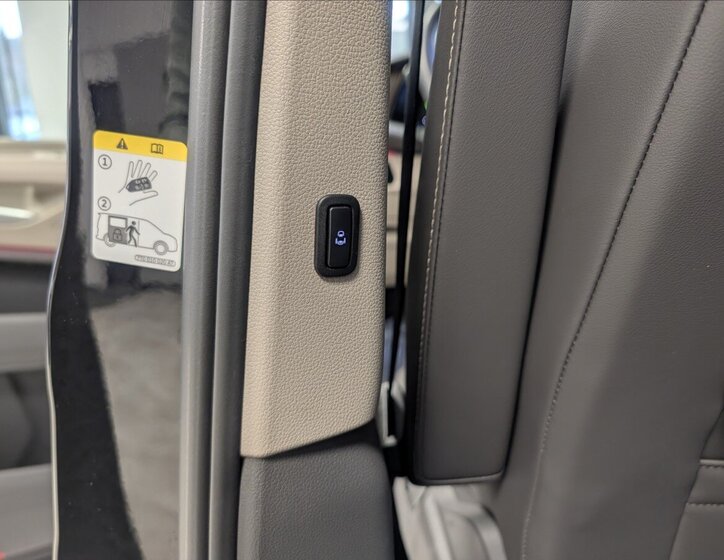 Volkswagen Multivan VAN / Minibus 1,5 l 130 kw