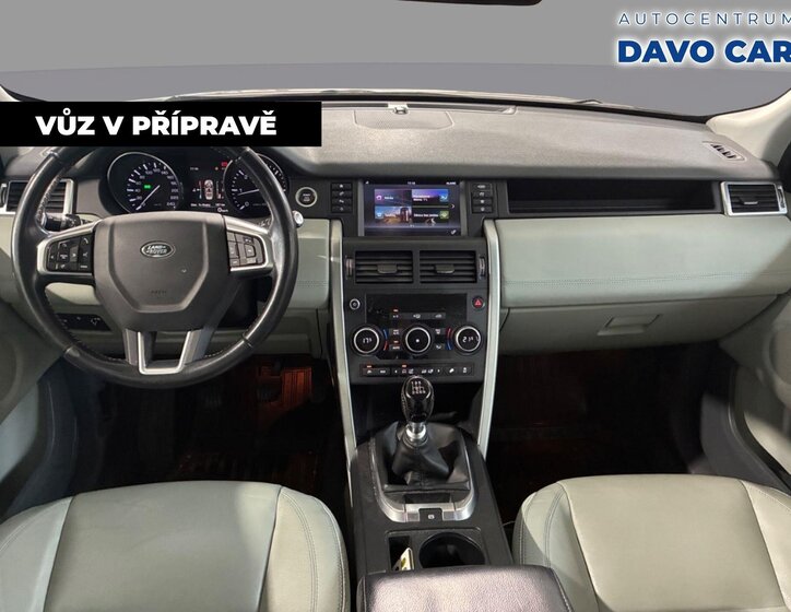 Land Rover Discovery Sport 5