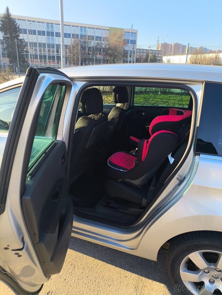 Peugeot 5008 MPV 0,0 0