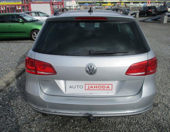 Volkswagen Passat Kombi 1,4 l 90 kw