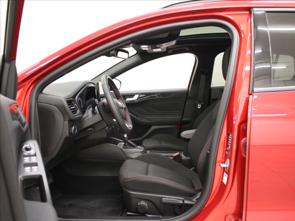 Ford Focus Kombi 999,0 114 kw