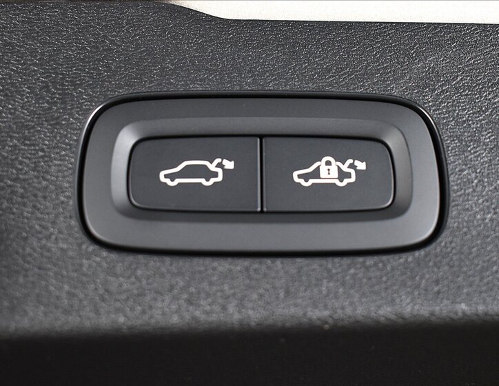 Volvo V60 Kombi 2,0 l 145 kw