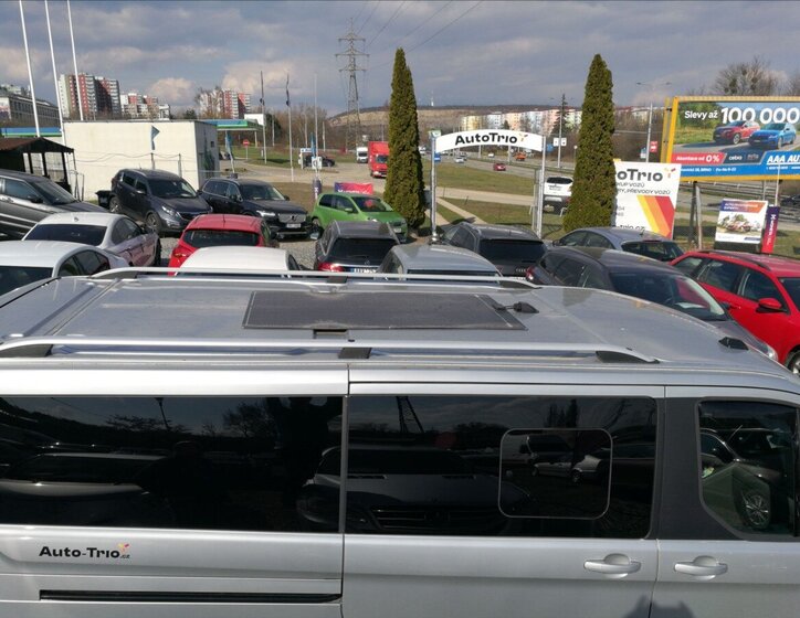 Ford Tourneo Custom MPV 2,0 l 110 kw