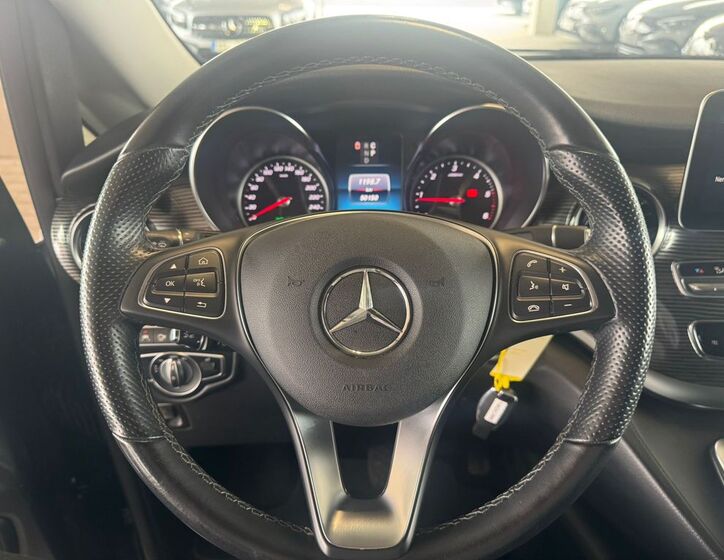 Mercedes-Benz Třídy V 17