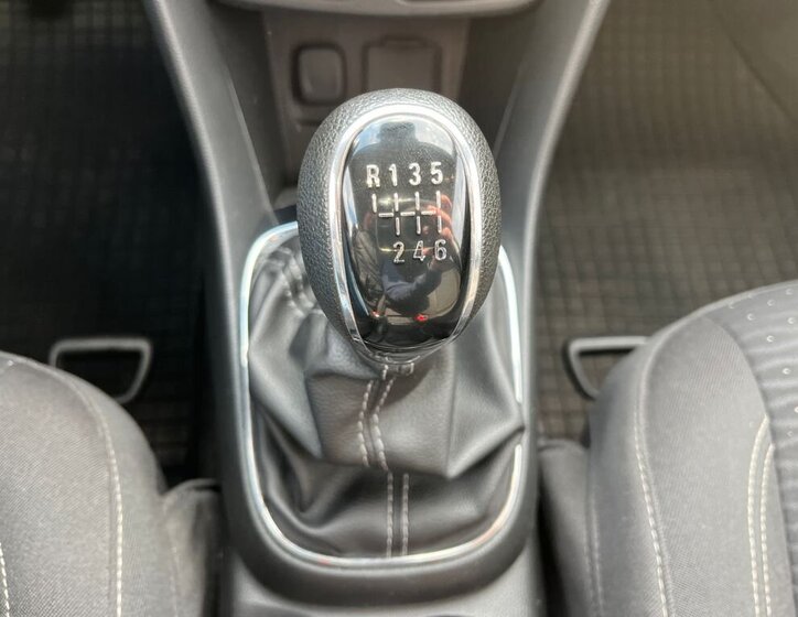 Opel Mokka SUV / Terénní 1,4 l 103 kw