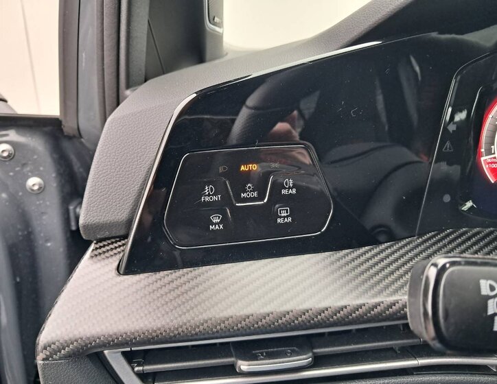 Volkswagen Golf Hatchback 2,0 l 195 kw