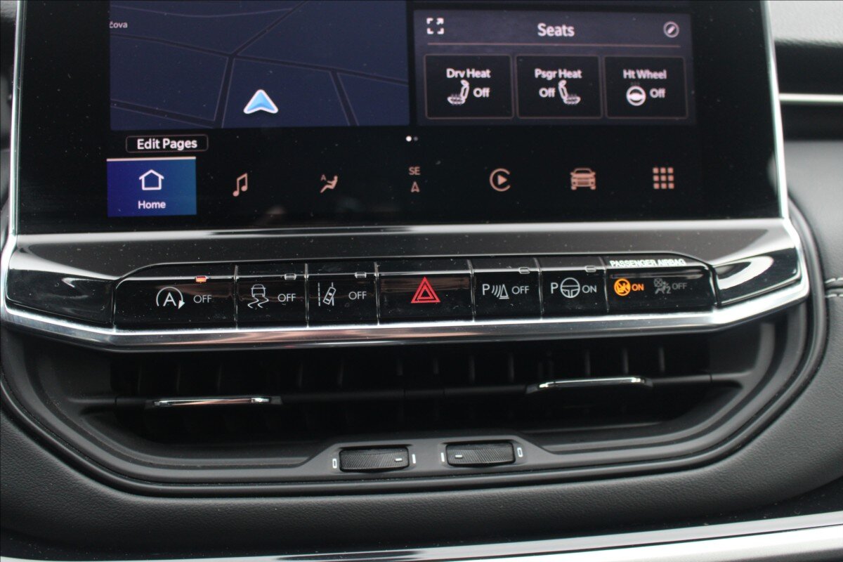 Jeep Compass SUV / Terénní 1,3 l 110 kw