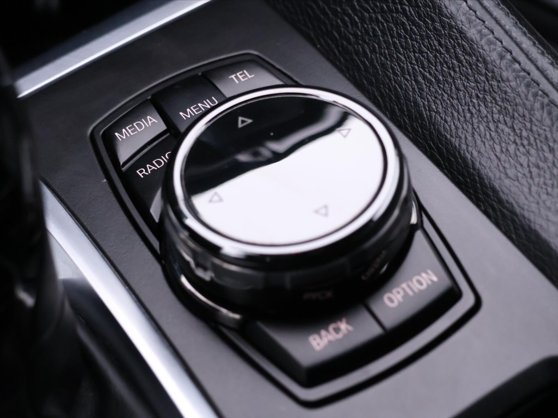 BMW X6 SUV / Terénní 3,0 l 190 kw