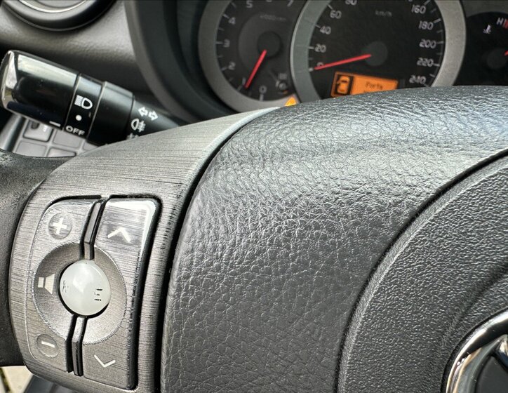 Toyota RAV4 SUV 2,2 l 100 kw