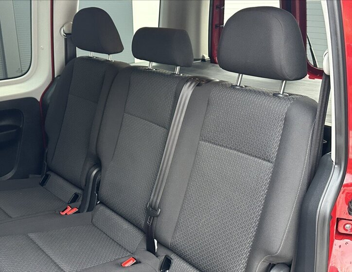 Volkswagen Caddy Kombi 2,0 l 75 kw